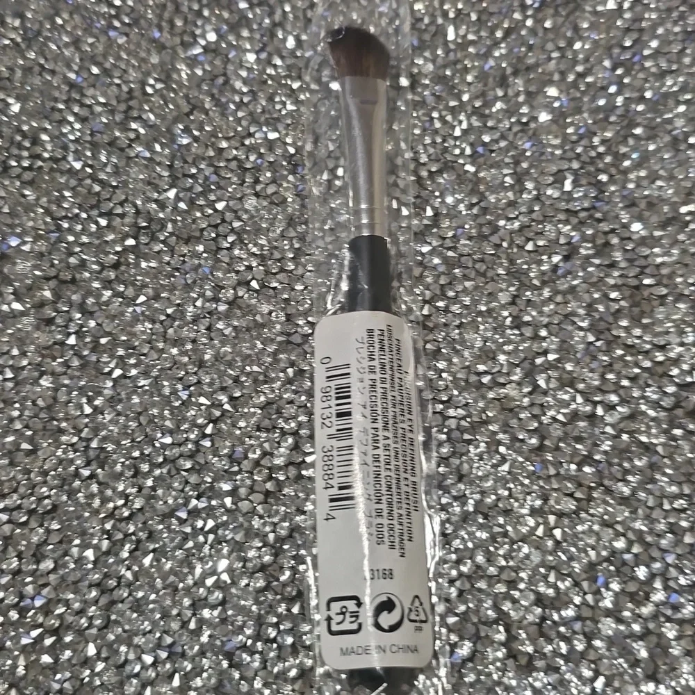 ❇️🧚‍♀️Bareminerals DISCONTINUED Precision Eye Defining Brush NWT